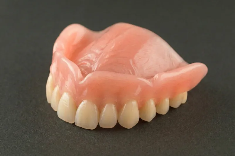 シリコーン義歯